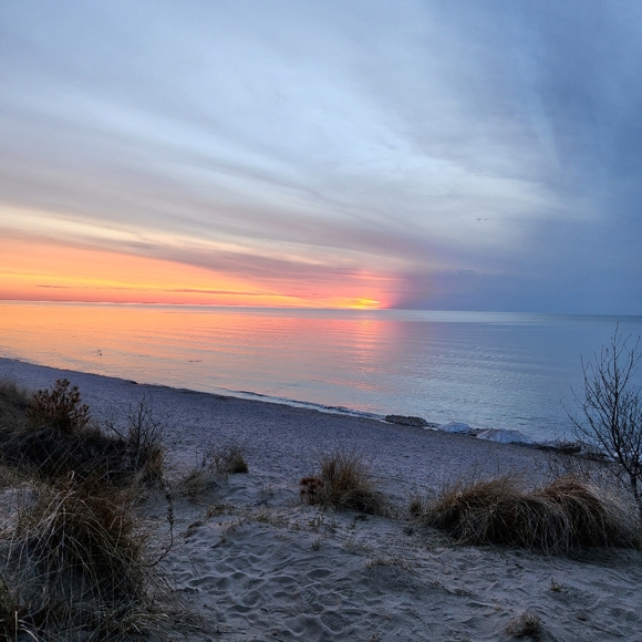 Meet your Posher, Tiffany - Picture 1 of 1